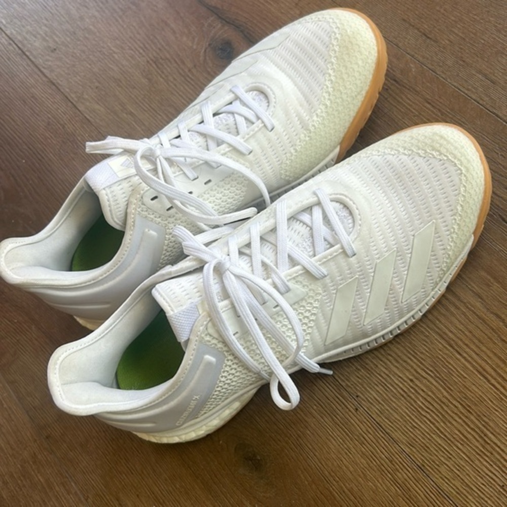 Adidas crazy flight x shoes !! Size 9